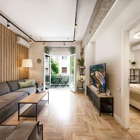 Stunning Αpartment Ιn Τhe Heart Athens. Apartamento Exterior foto