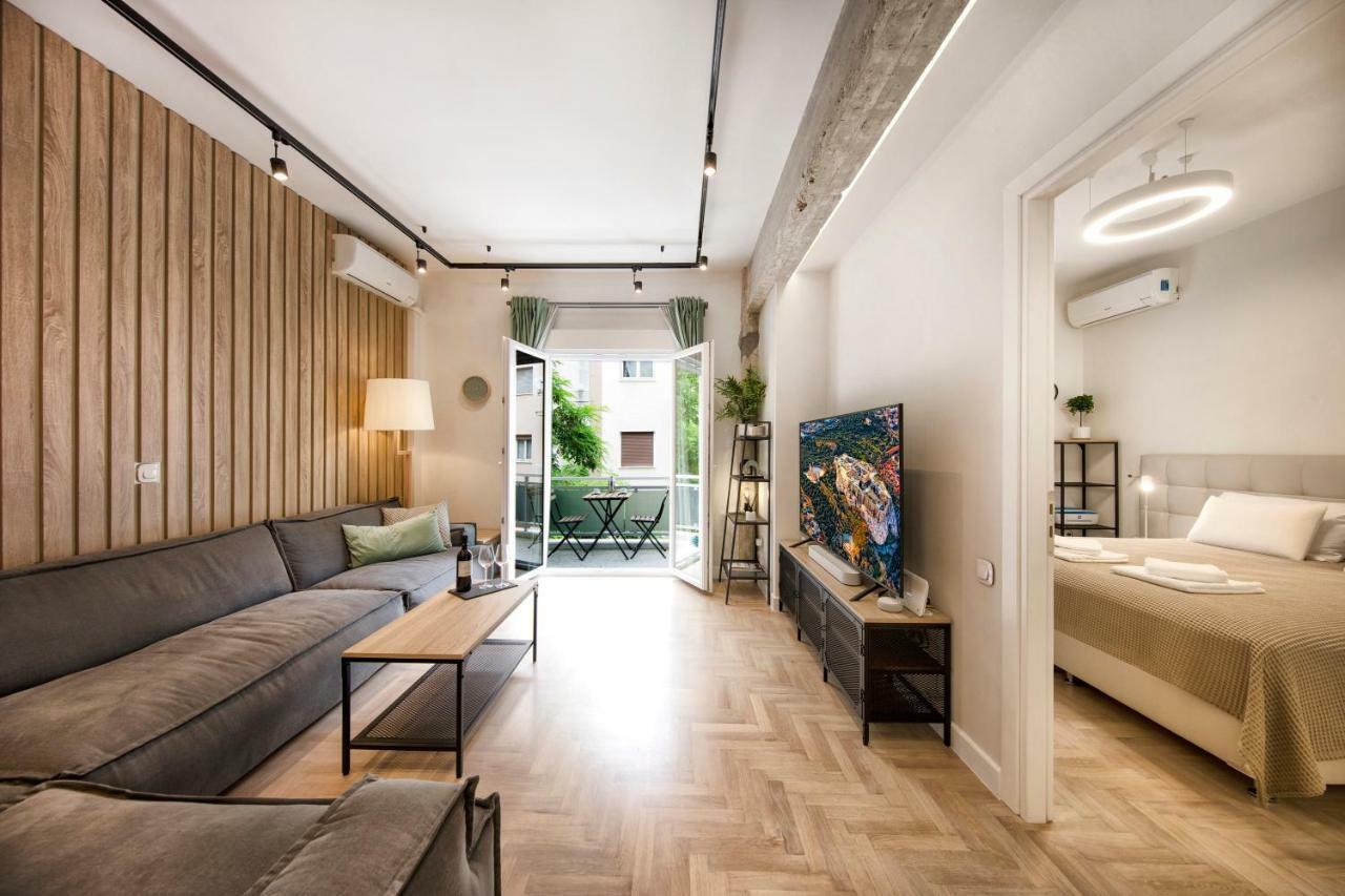 Stunning Αpartment Ιn Τhe Heart Athens. Apartamento Exterior foto
