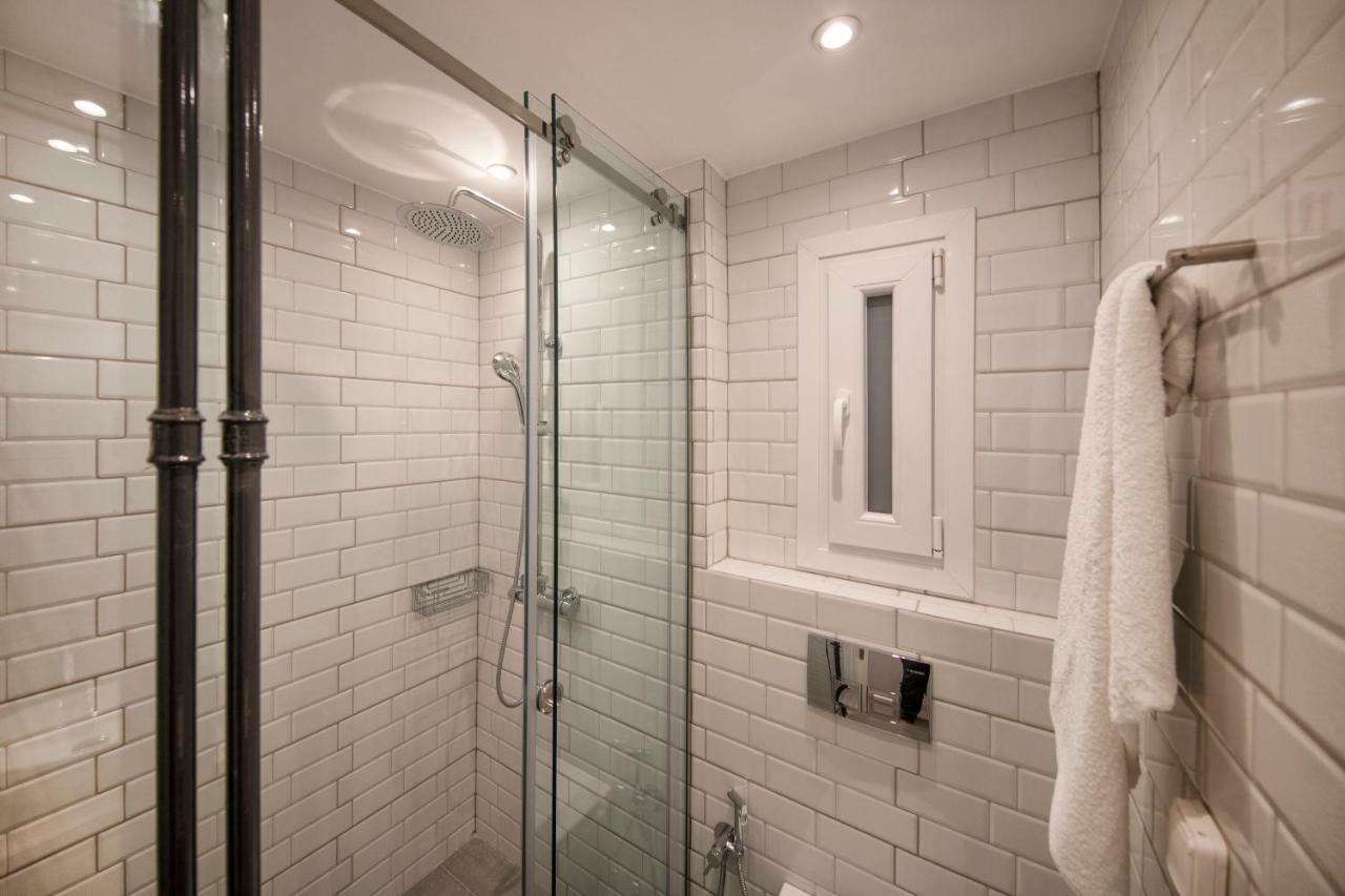 Stunning Αpartment Ιn Τhe Heart Athens. Apartamento Exterior foto